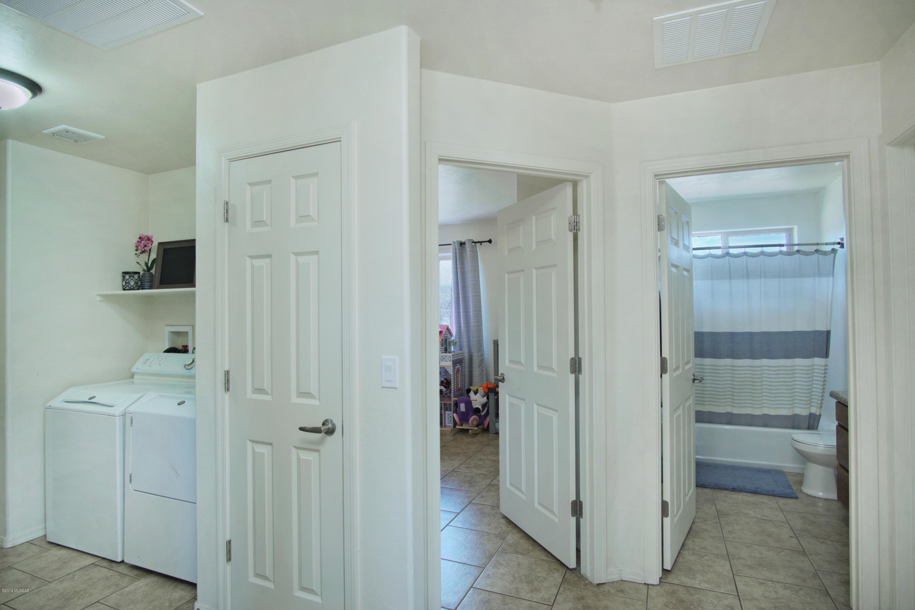 33 Calle Etopia Rio Rico, AZ 85648 - Photo 9 of 28