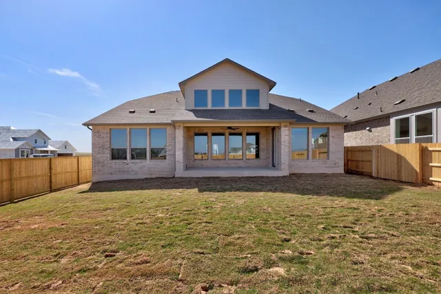 $584,714 | 141 Cloverton Crescent, Hutto, TX 78634