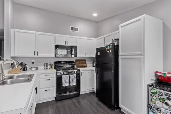 $362,500 | 8705 West Berry Avenue, Unit 204, Littleton, CO 80123