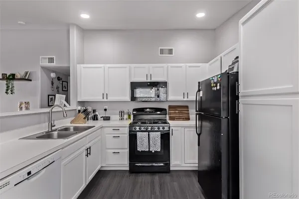 $362,500 | 8705 West Berry Avenue, Unit 204, Littleton, CO 80123