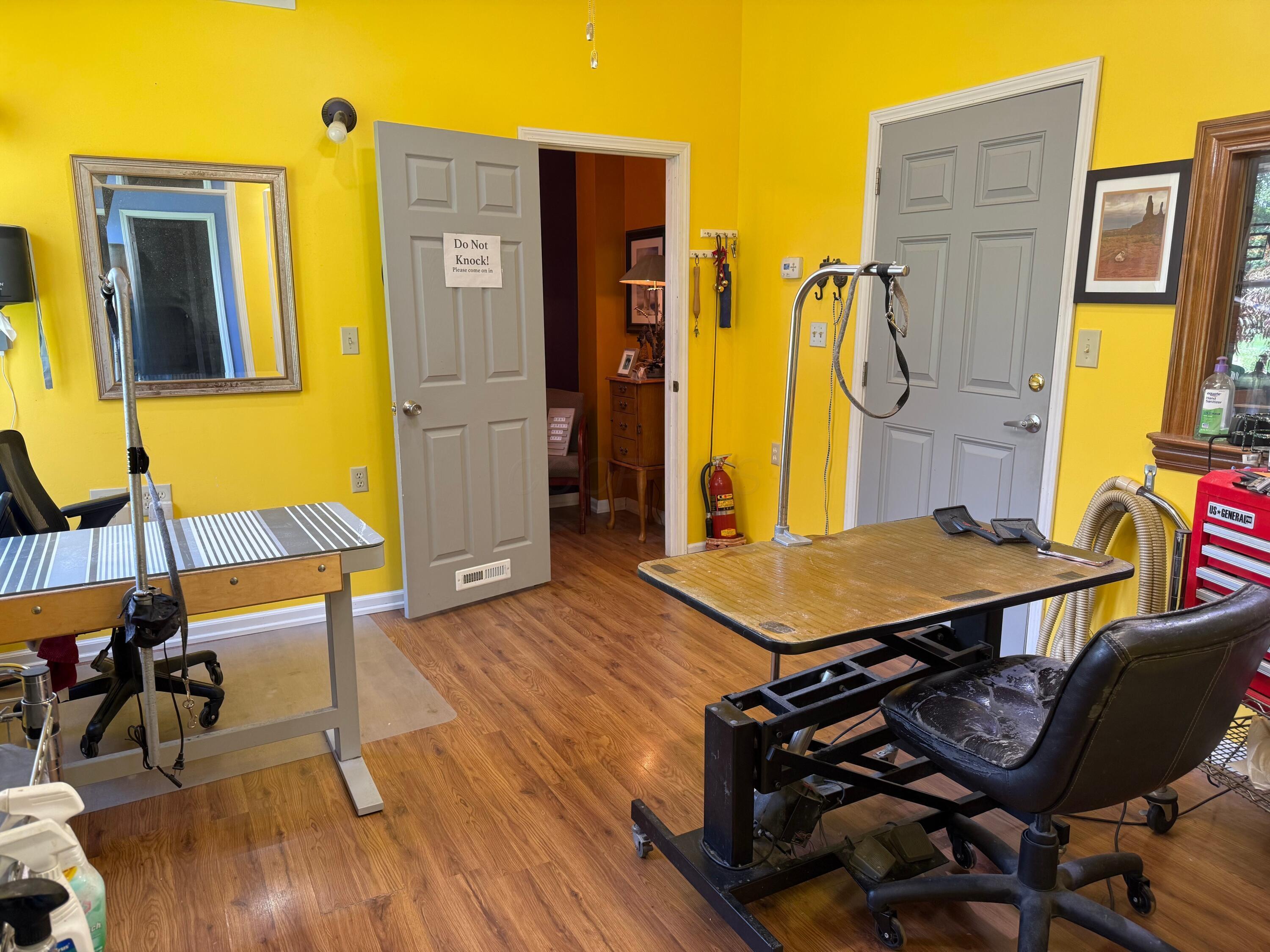 12580 Robins Road Westerville, OH 43082 - Photo 49 of 67 Barr_front_grooming_room-edited