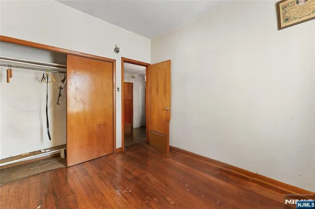 $639,000 | 22 Arthur Street, Clifton, NJ 07011