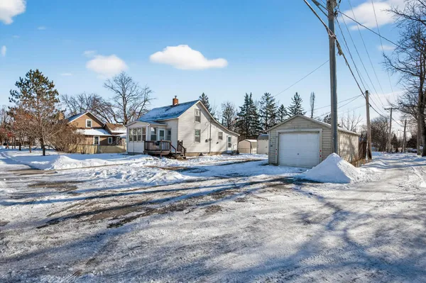 $185,000 | 307 West 5th Street, Chaska, MN 55318