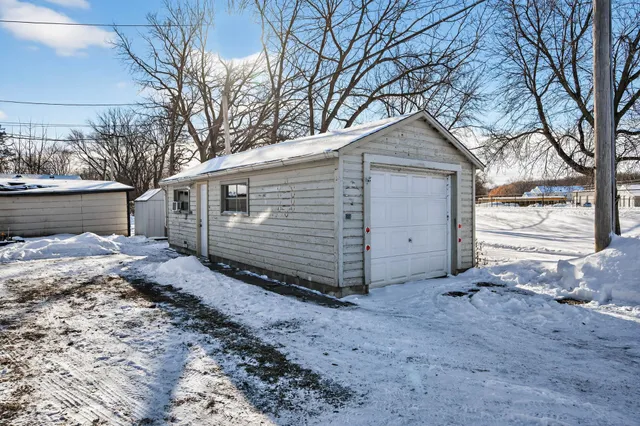 $185,000 | 307 West 5th Street, Chaska, MN 55318