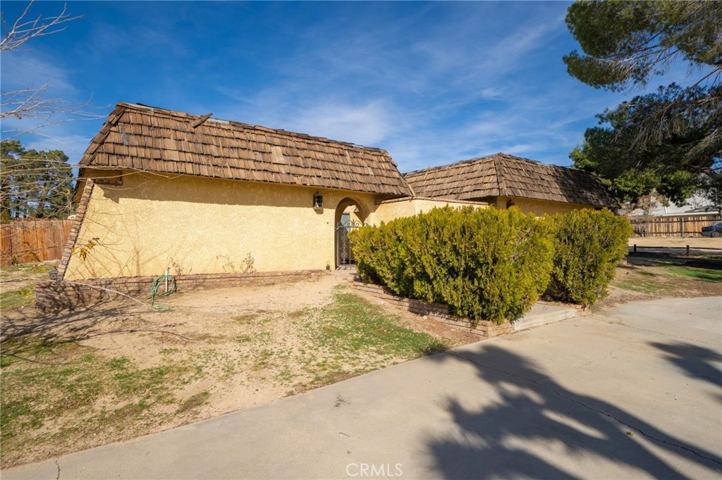 14580 Keota Road Apple Valley, CA 92307 - Photo 8 of 45