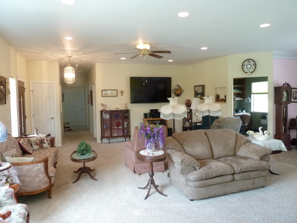 343 South Military Road Winlock, WA 98596 - Photo 5 of 18