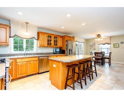 15 Angelica Drive Springfield, MA 01129 - Photo 13 of 41 Gallery Image 13