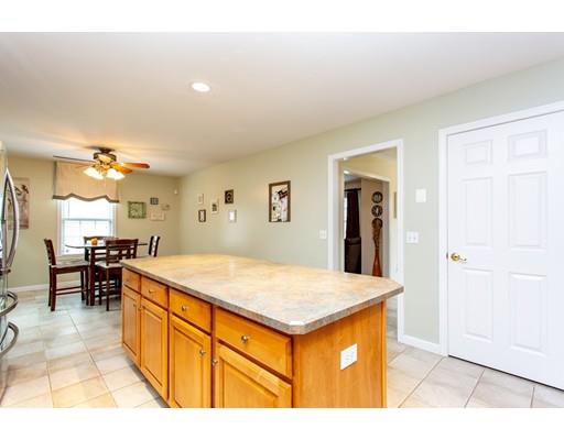15 Angelica Drive Springfield, MA 01129 - Photo 15 of 41 Gallery Image 15