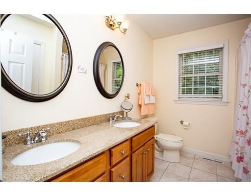 15 Angelica Drive Springfield, MA 01129 - Photo 22 of 41 Gallery Image 22