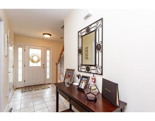 15 Angelica Drive Springfield, MA 01129 - Photo 5 of 41 Gallery Image 5