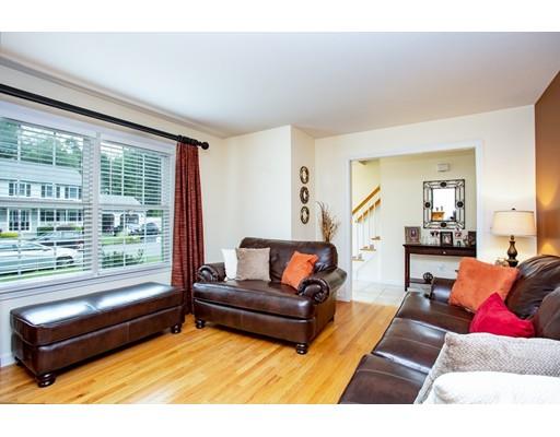 15 Angelica Drive Springfield, MA 01129 - Photo 7 of 41 Gallery Image 7