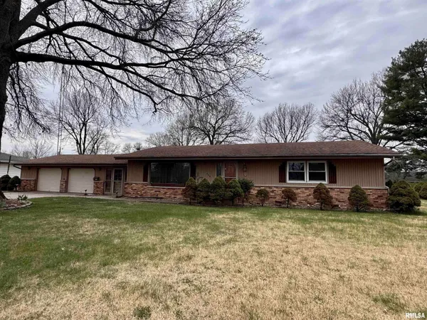 $164,000 | 708 Jamie Lane, Macomb, IL 61455