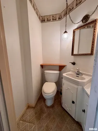$164,000 | 708 Jamie Lane, Macomb, IL 61455