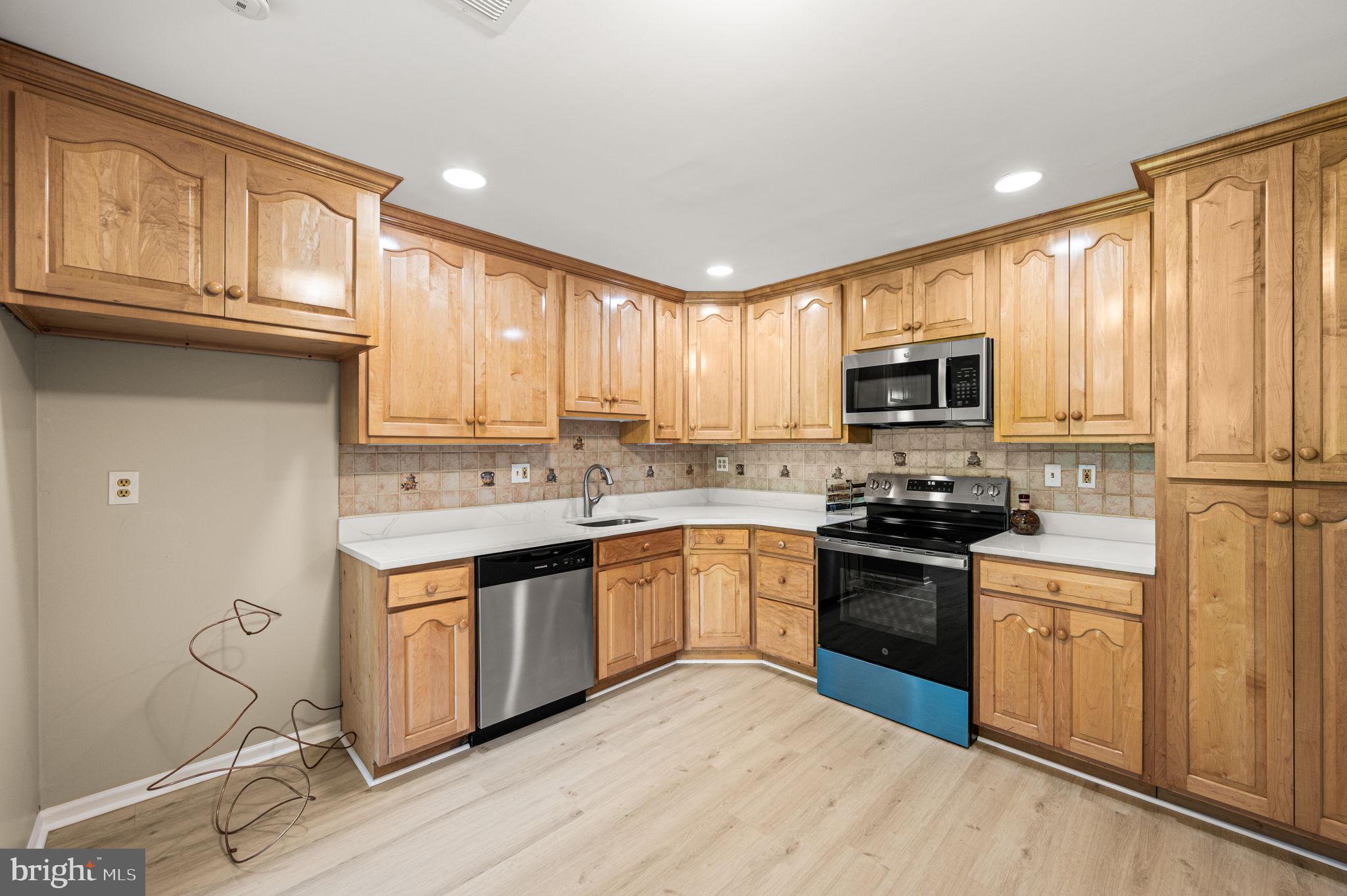 112 Chase Road Chesterbrook, PA 19087 - Photo 11 of 29 Gallery Image 11