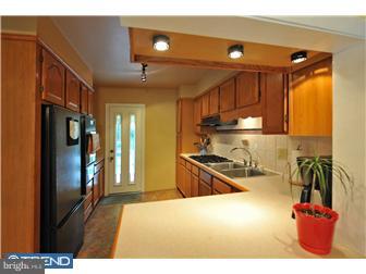 2160 Keith Road Abington, PA 19001 - Photo 4 of 12 Kitchen