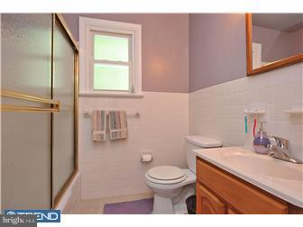 2160 Keith Road Abington, PA 19001 - Photo 6 of 12 Bathroom