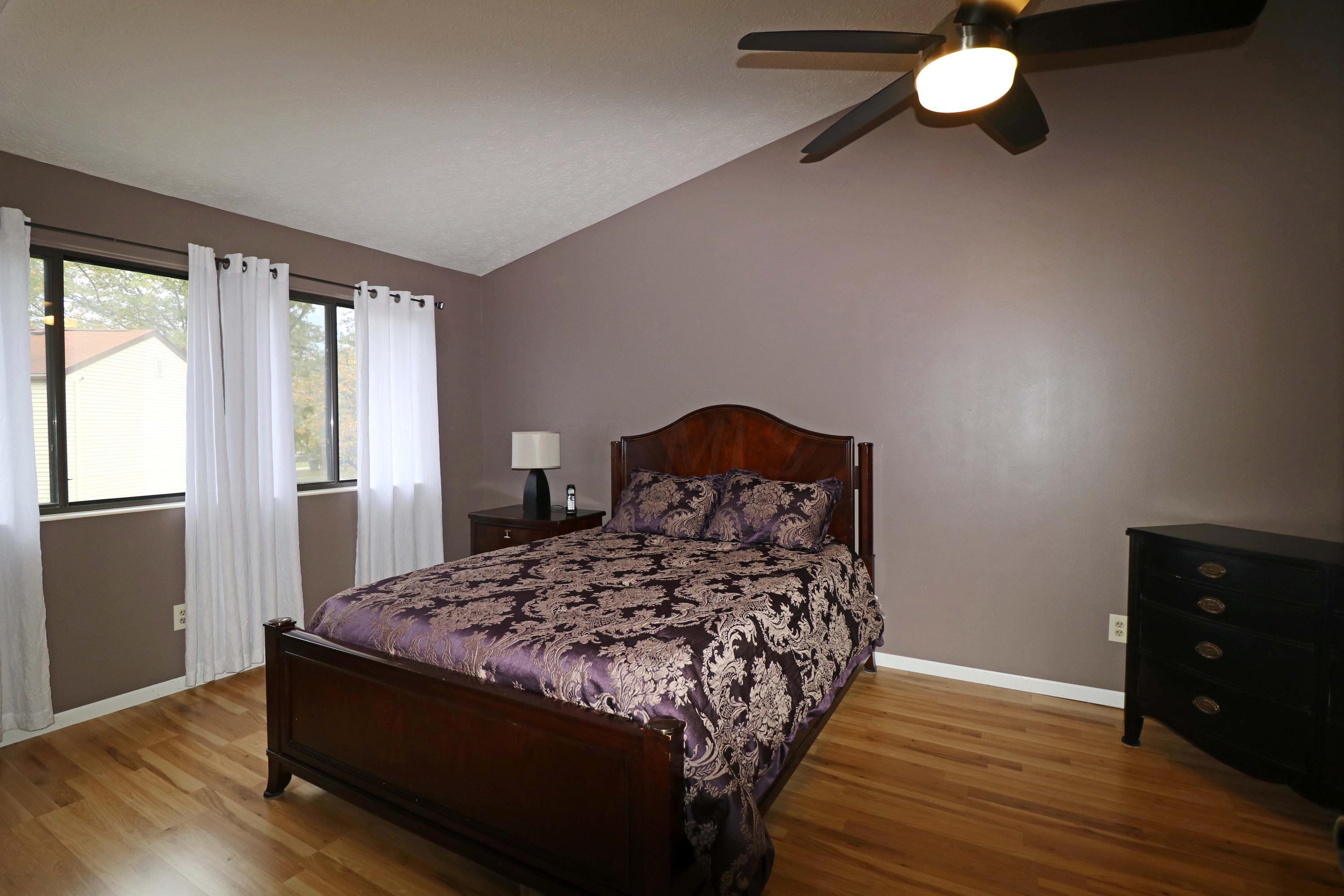 833 Lindenhaven Road Columbus, OH 43230 - Photo 22 of 41