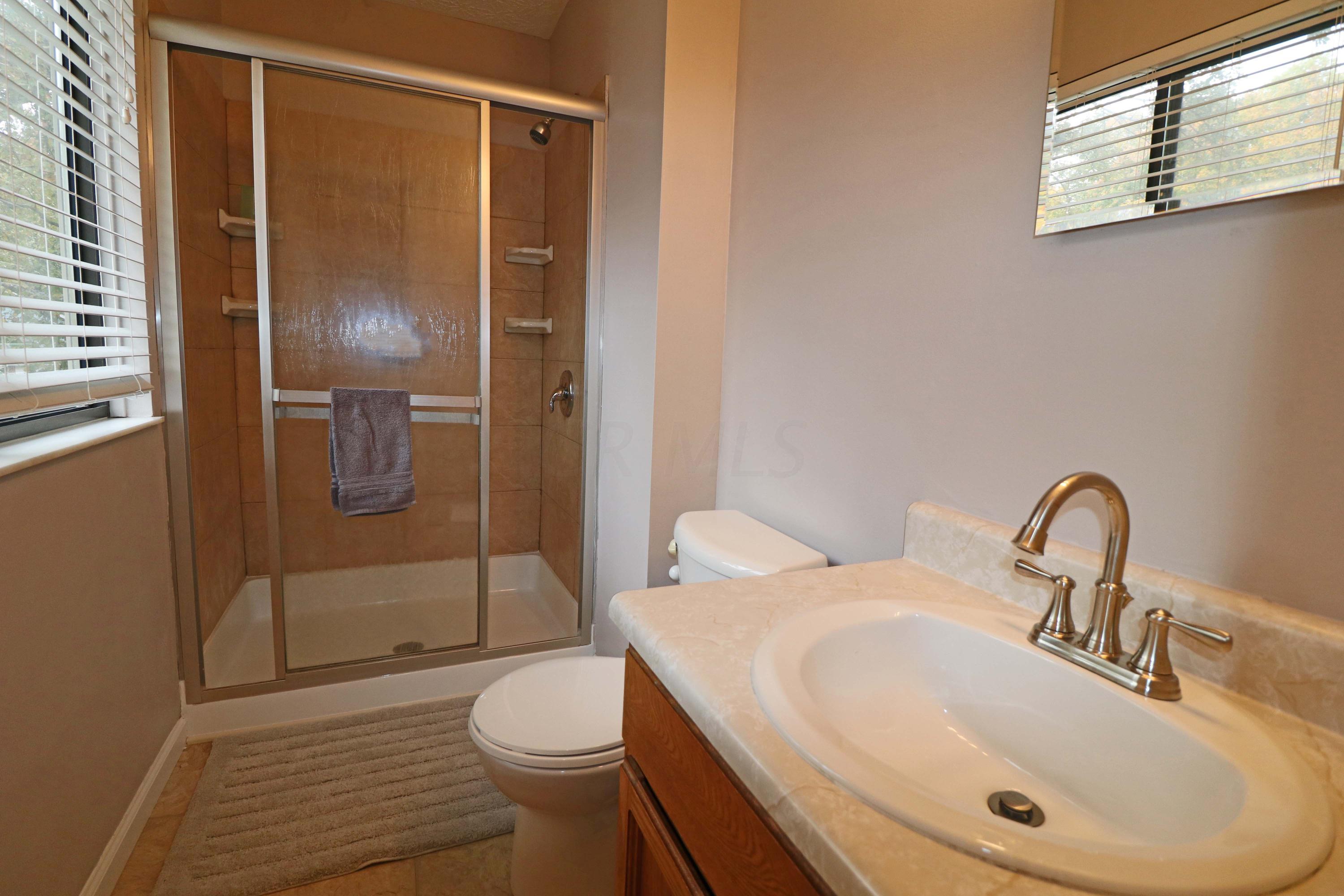 833 Lindenhaven Road Columbus, OH 43230 - Photo 27 of 41