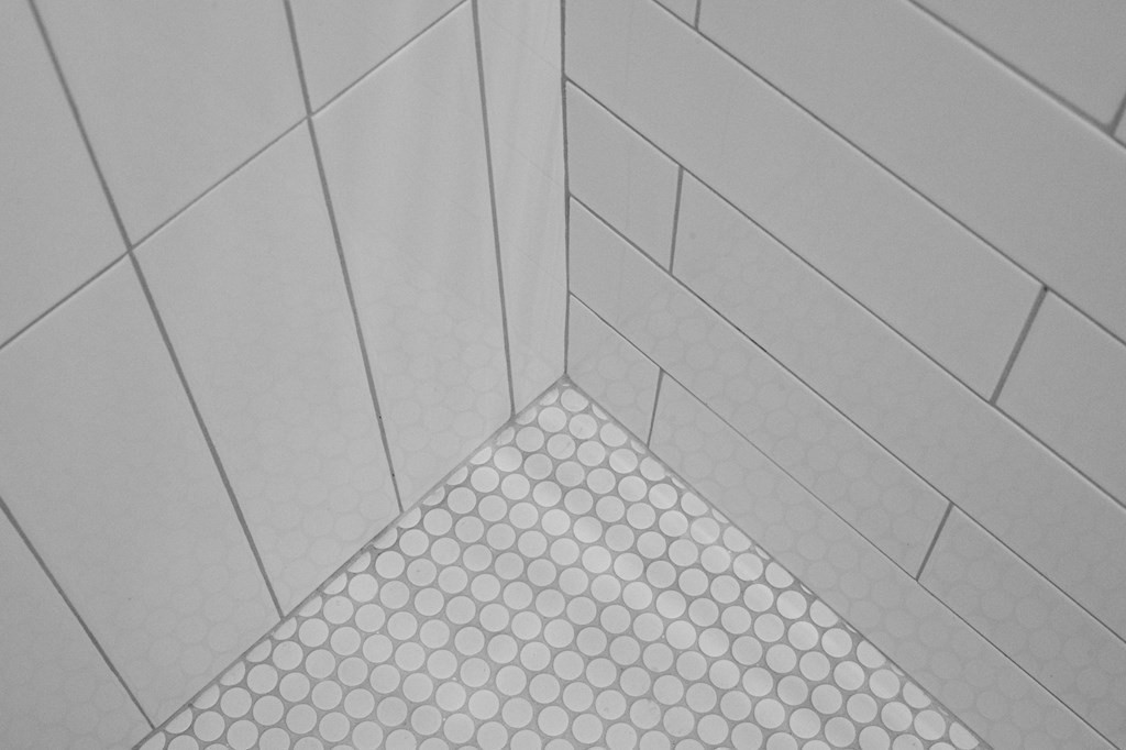 43 Needham Road, Unit 2 Danvers, MA 01923 - Photo 28 of 42 a close view of shower