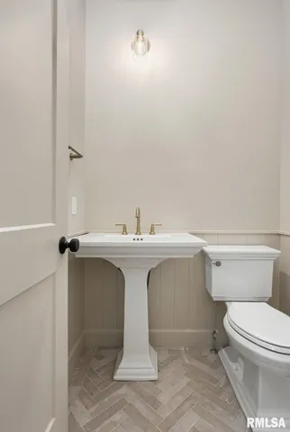 $789,900 | 7131 Alvie Lane, Bettendorf, IA 52722