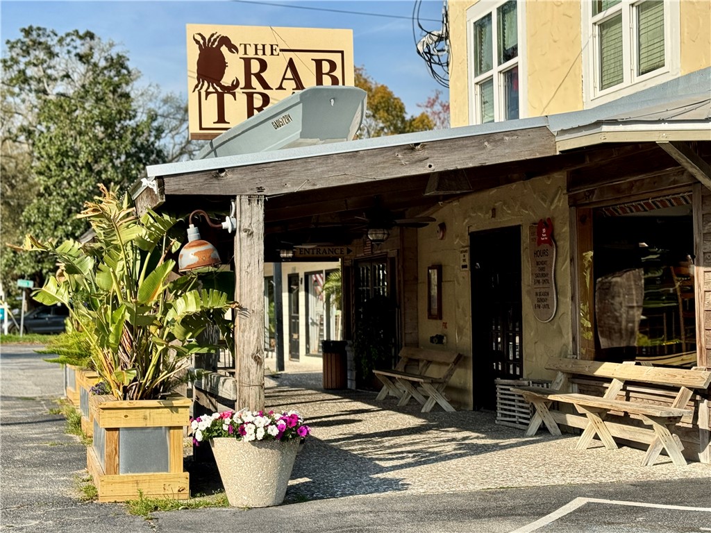 1460 Ocean Boulevard, Unit 108 St. Simons Island, GA 31522 - Photo 34 of 36 Short stroll to fabulous shops, yoga, restaurants, bike rentals, and more!