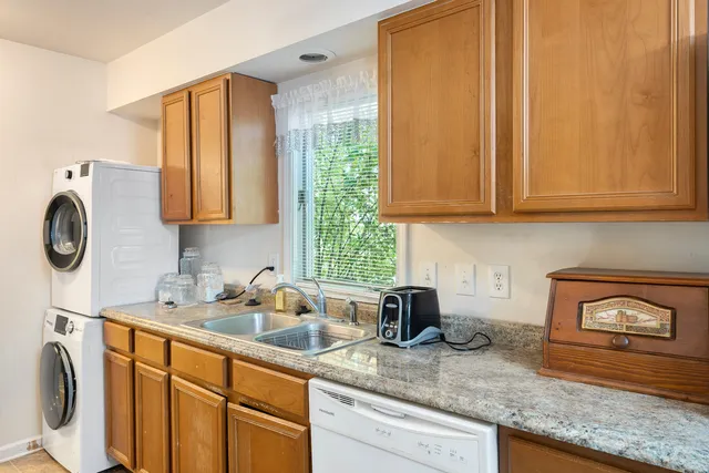 $419,900 | 7955 Forest Street, Dexter, MI 48130