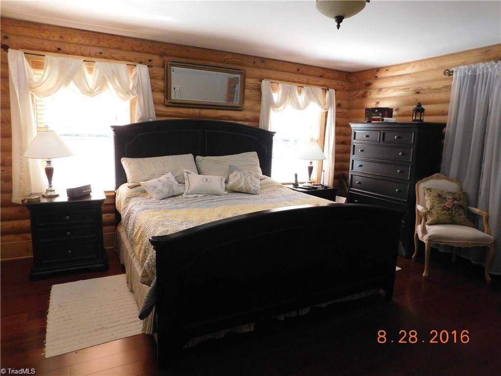 433 Curry Road High Point, NC 27265 - Photo 19 of 30 Master Suite
