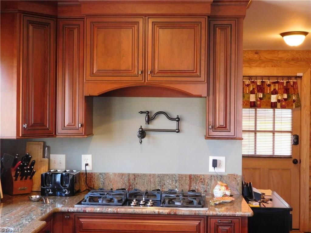 433 Curry Road High Point, NC 27265 - Photo 8 of 30 Gourmet gas range and pot filler