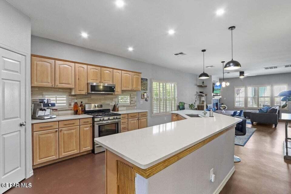 1517 Deer Ridge El Paso, TX 79912 - Photo 12 of 23 kitc deer rdg