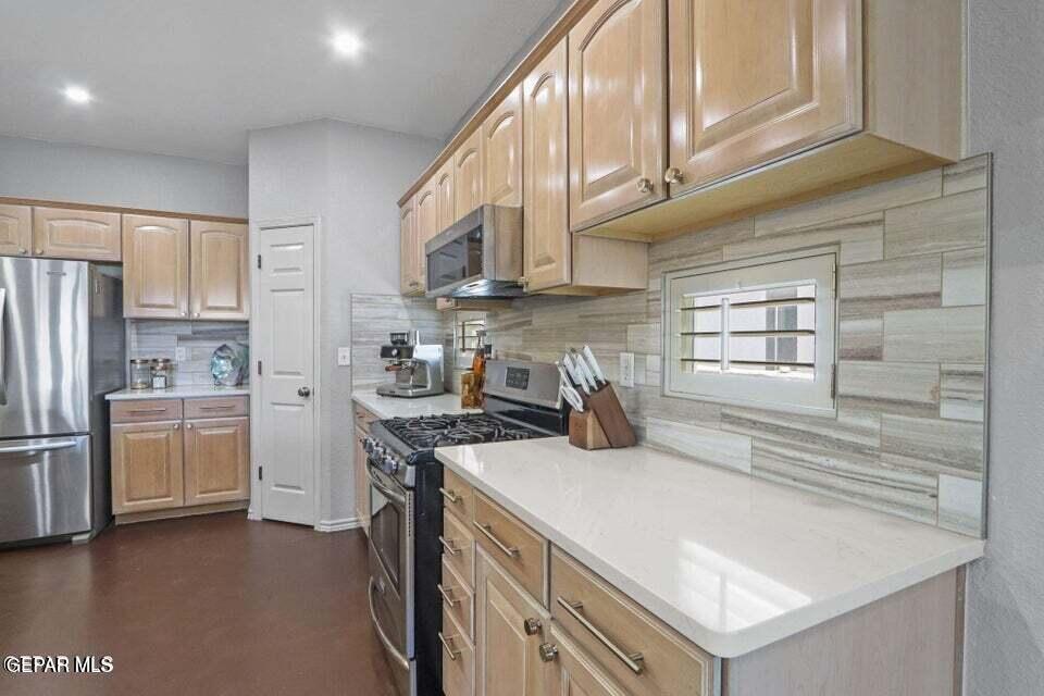 1517 Deer Ridge El Paso, TX 79912 - Photo 9 of 23 kitch view 4 deer rdg