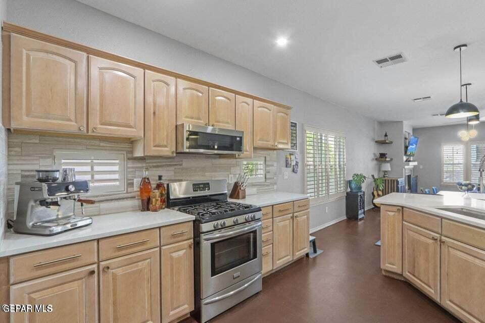 1517 Deer Ridge El Paso, TX 79912 - Photo 10 of 23 kitch view 3 deer rdg