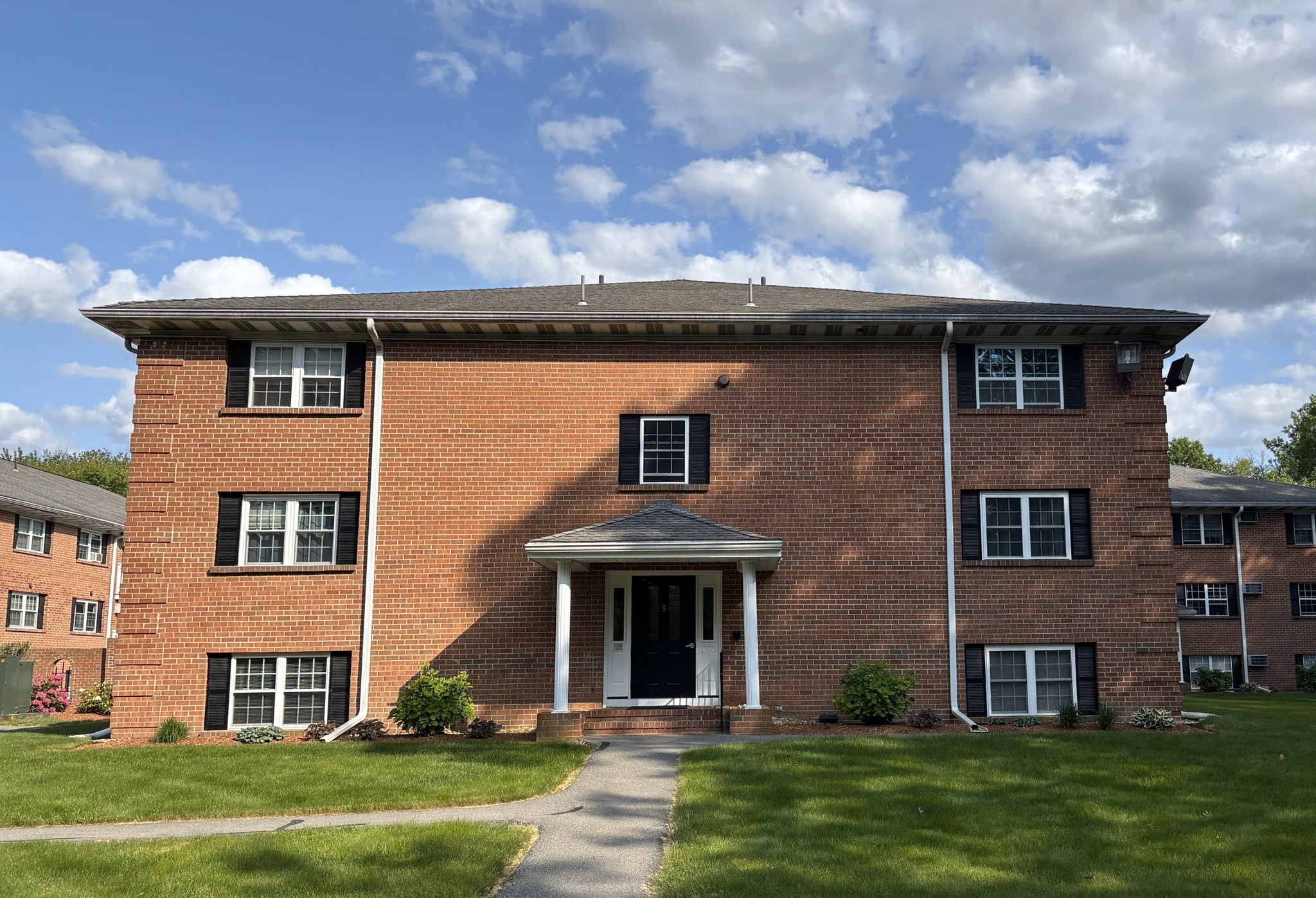 52 Leonard Road, Unit 52 Boxborough, MA 01719 - Photo 1 of 30 Gallery Image 1