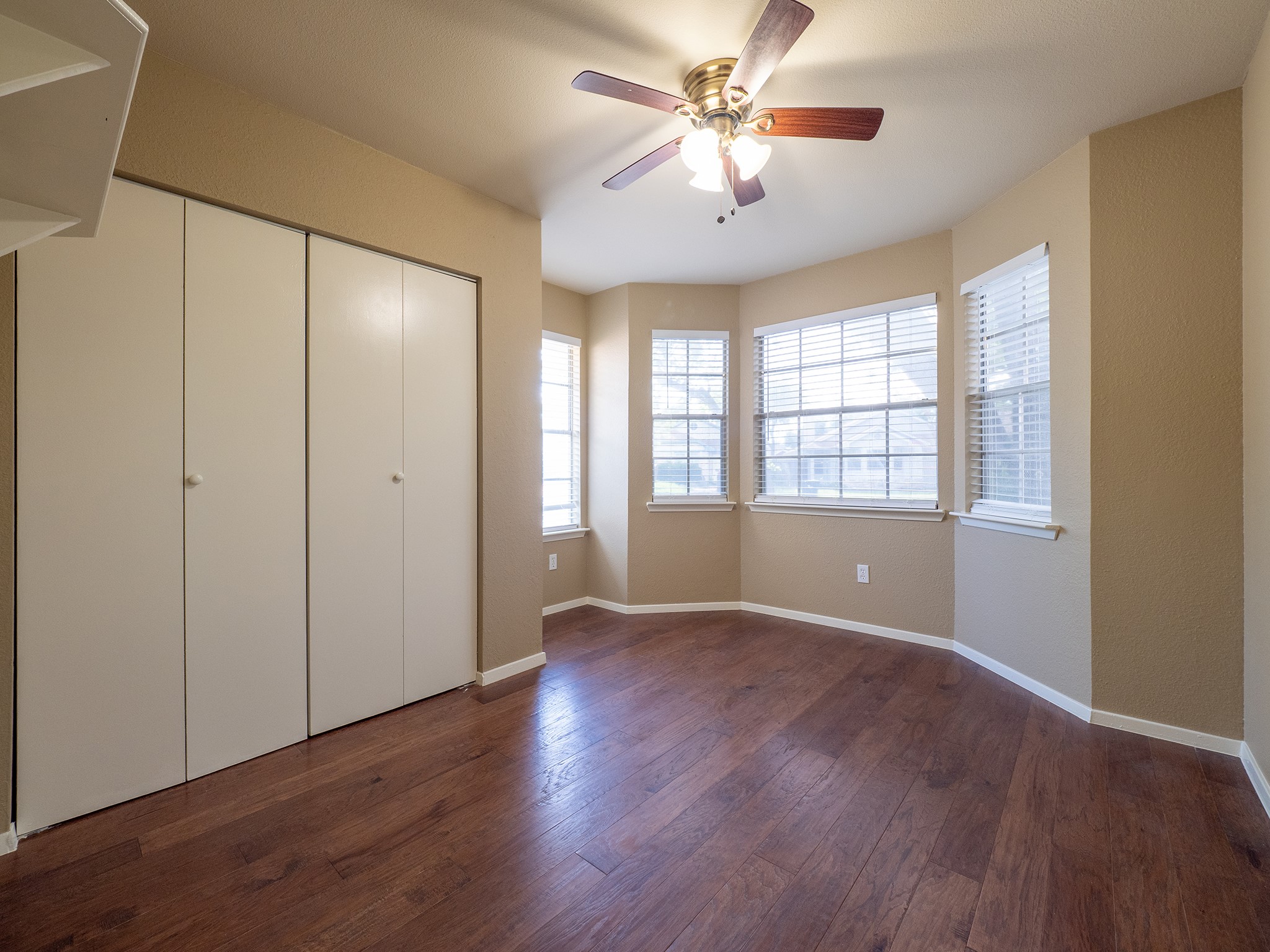 16829 Whitebrush Loop Austin, TX 78717 - Photo 5 of 12