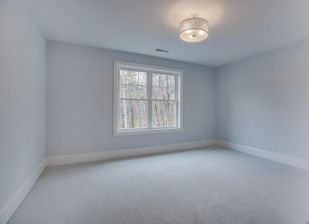 115 Ogunquit Road North Andover, MA 01845 - Photo 23 of 27