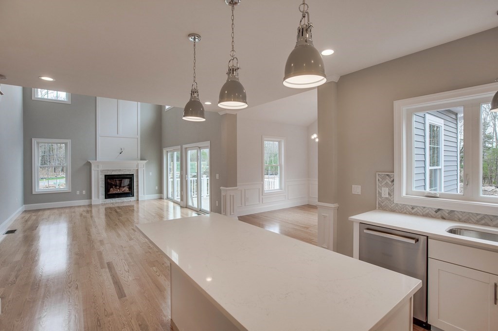 115 Ogunquit Road North Andover, MA 01845 - Photo 7 of 27