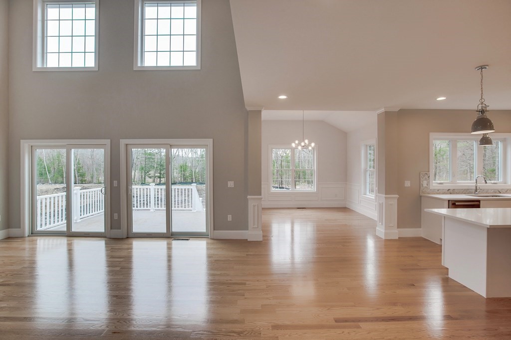 115 Ogunquit Road North Andover, MA 01845 - Photo 8 of 27