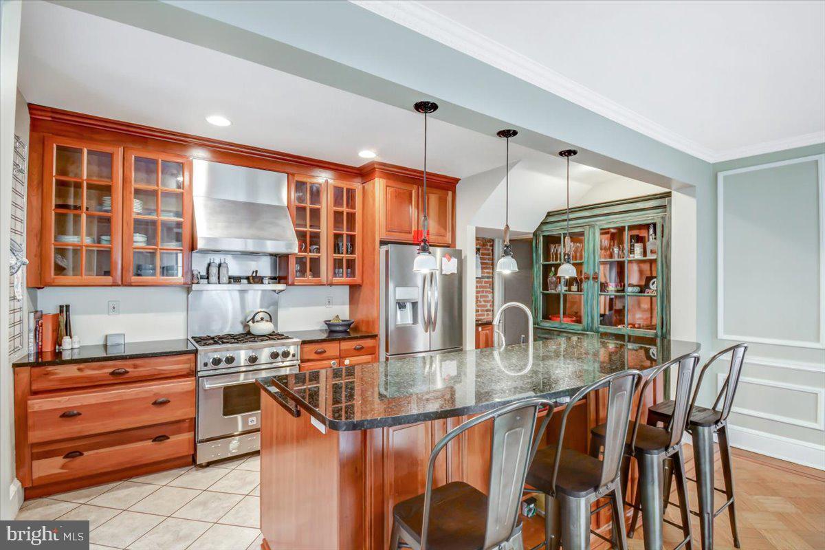 4302 Roland Avenue Baltimore, MD 21210 - Photo 14 of 35