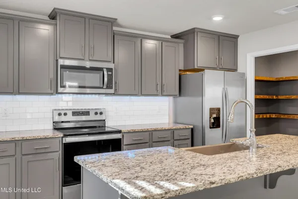 $335,000 | 62 Saltmeadow Circle, Ocean Springs, MS 39564