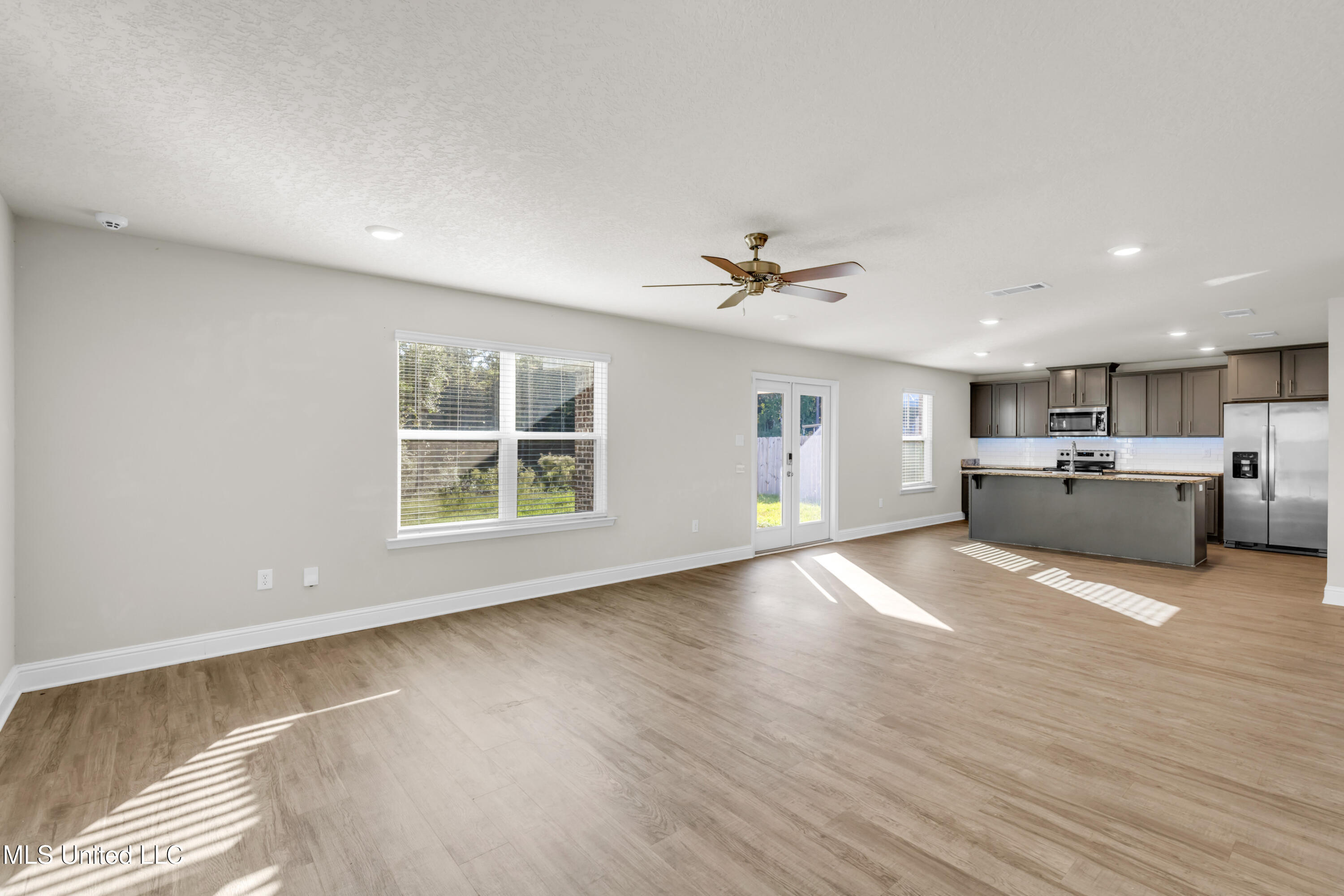 62 Saltmeadow Circle Ocean Springs, MS 39564 - Photo 18 of 39 62SaltmeadowCir-18