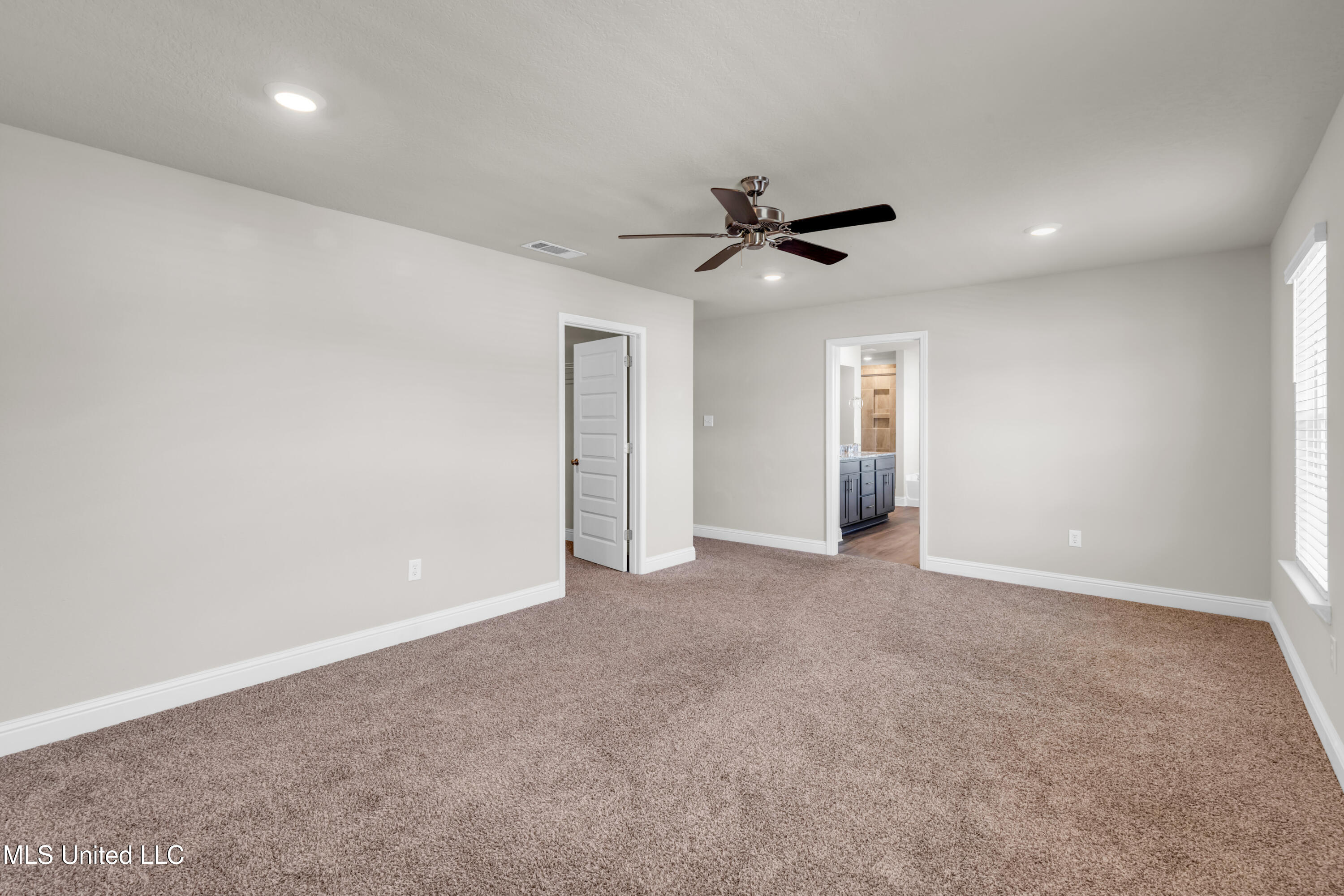 62 Saltmeadow Circle Ocean Springs, MS 39564 - Photo 23 of 39 62SaltmeadowCir-23