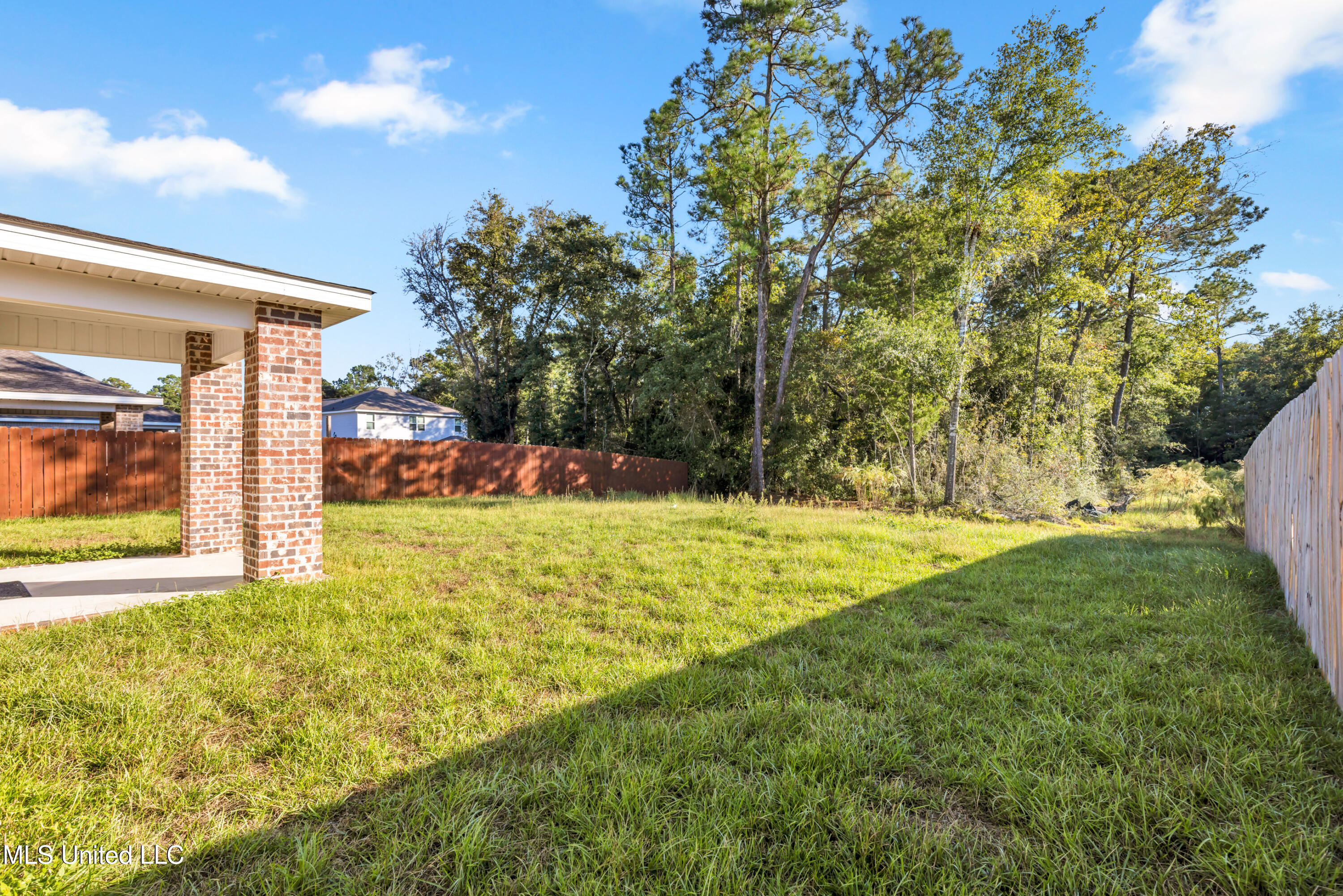 62 Saltmeadow Circle Ocean Springs, MS 39564 - Photo 33 of 39 62SaltmeadowCir-33
