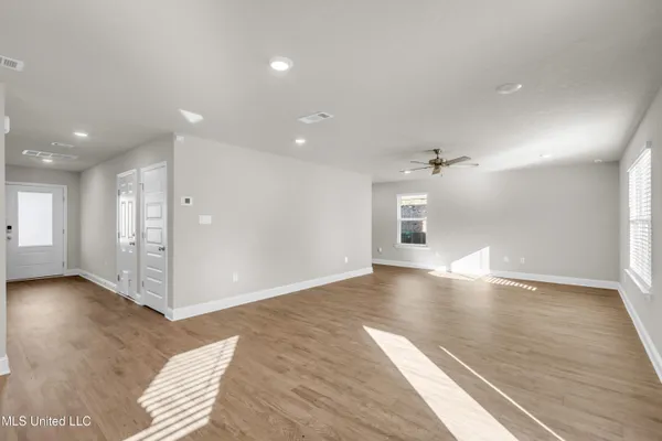 $335,000 | 62 Saltmeadow Circle, Ocean Springs, MS 39564