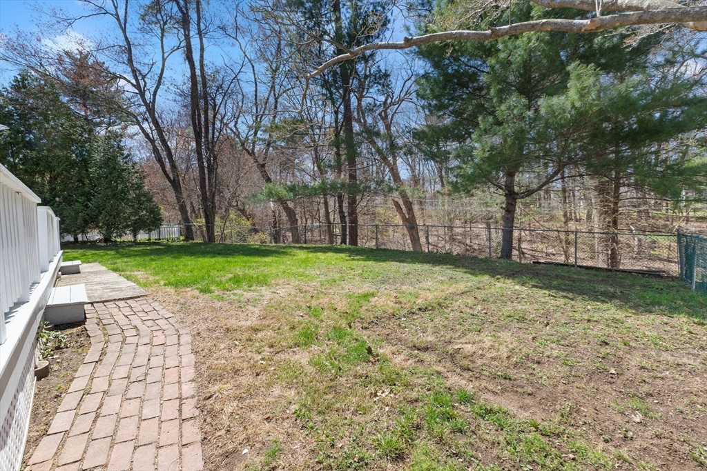 26 Parsonage Lane Topsfield, MA 01983 - Photo 33 of 40