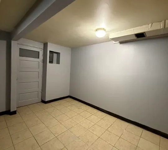 $2,750 | 5438 South Washtenaw Avenue, Chicago, IL 60632