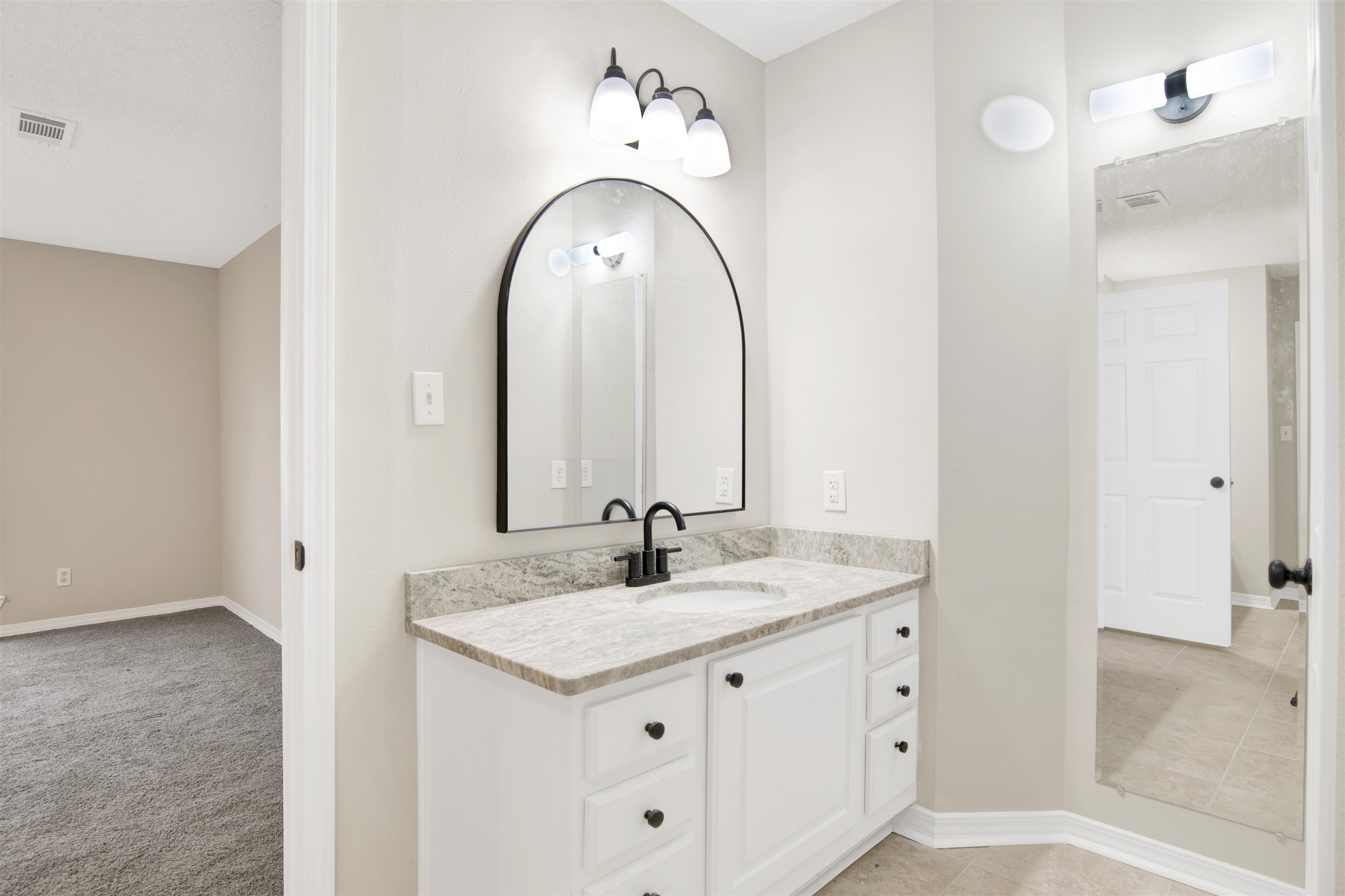 9825 Fairway Drive Foley, AL 36535 - Photo 24 of 39 Bathroom