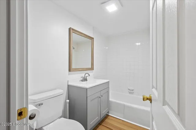 $735,000 | 100 Schnackenberg Road, Ghent, NY 12075