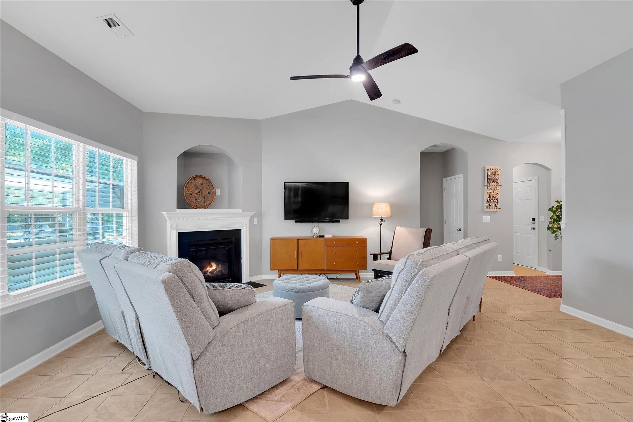 57 Seminole Drive Simpsonville, SC 29680 - Photo 6 of 40