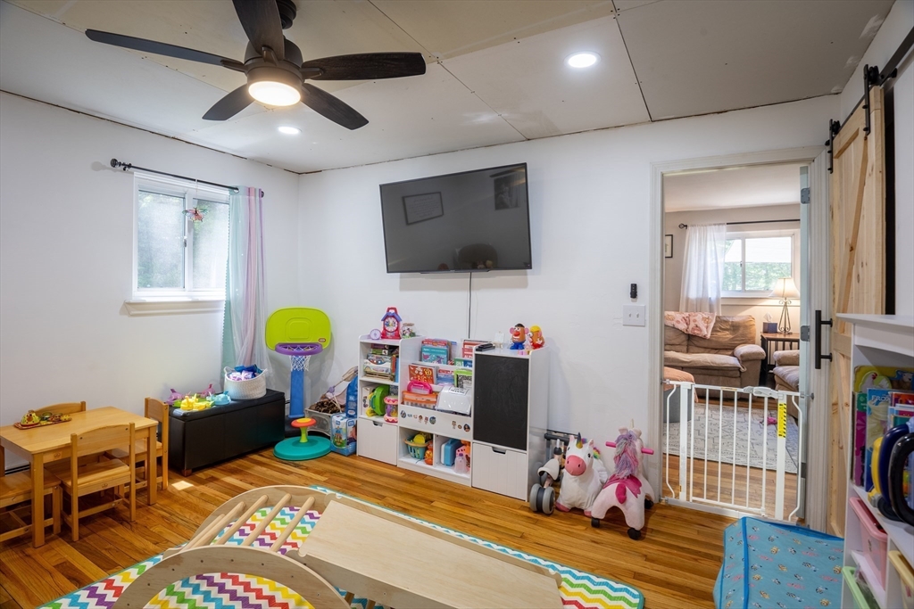 519 Warwick Road Northfield, MA 01360 - Photo 14 of 42