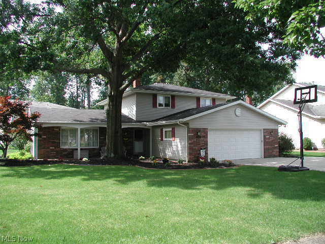 6460 Elmdale Road Cleveland, OH 44130 - Photo 1 of 25