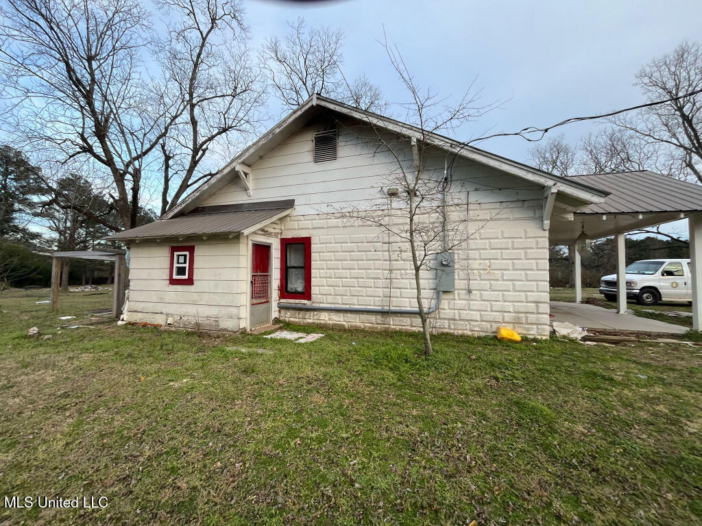 655 Lawrence Bethel Road Newton, MS 39345 - Photo 4 of 42 03